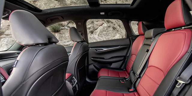 2025 INFINITI QX50 Interior